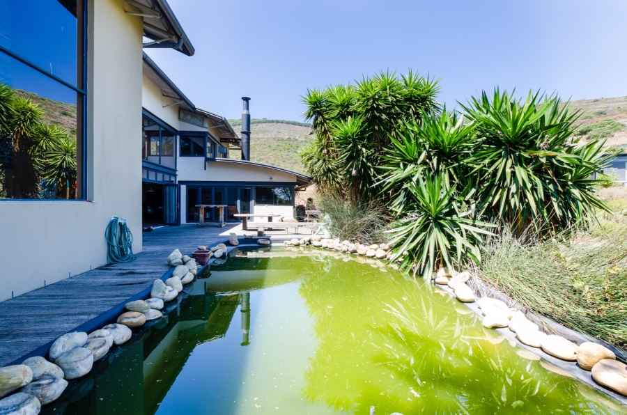 4 Bedroom Property for Sale in Plattekloof Western Cape